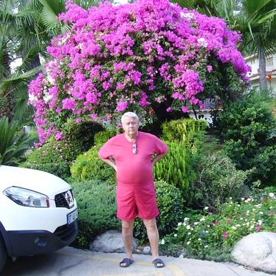 Виктор Уткин