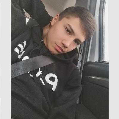 Денис Васильев